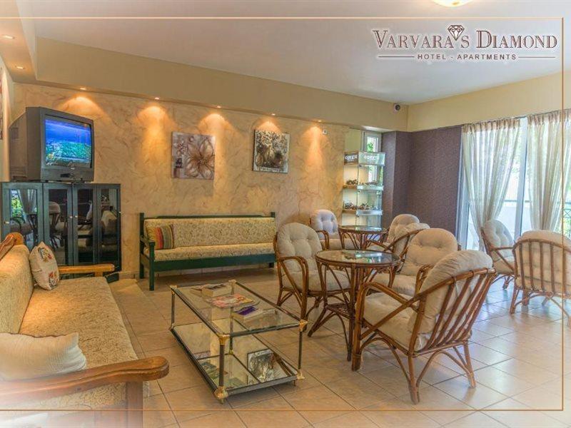 Varvaras Diamond Hotel พลาตาเนส ภายนอก รูปภาพ