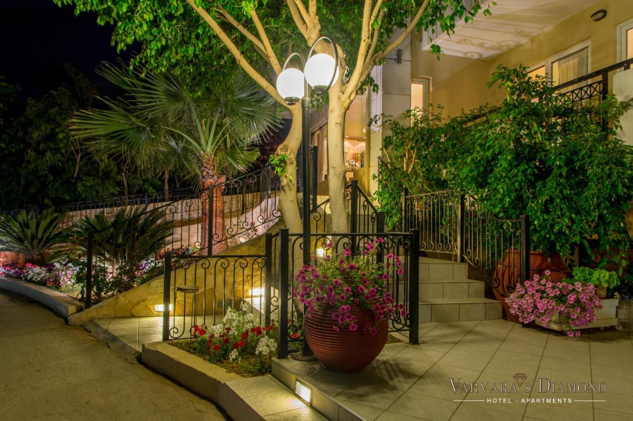 Varvaras Diamond Hotel พลาตาเนส ภายนอก รูปภาพ