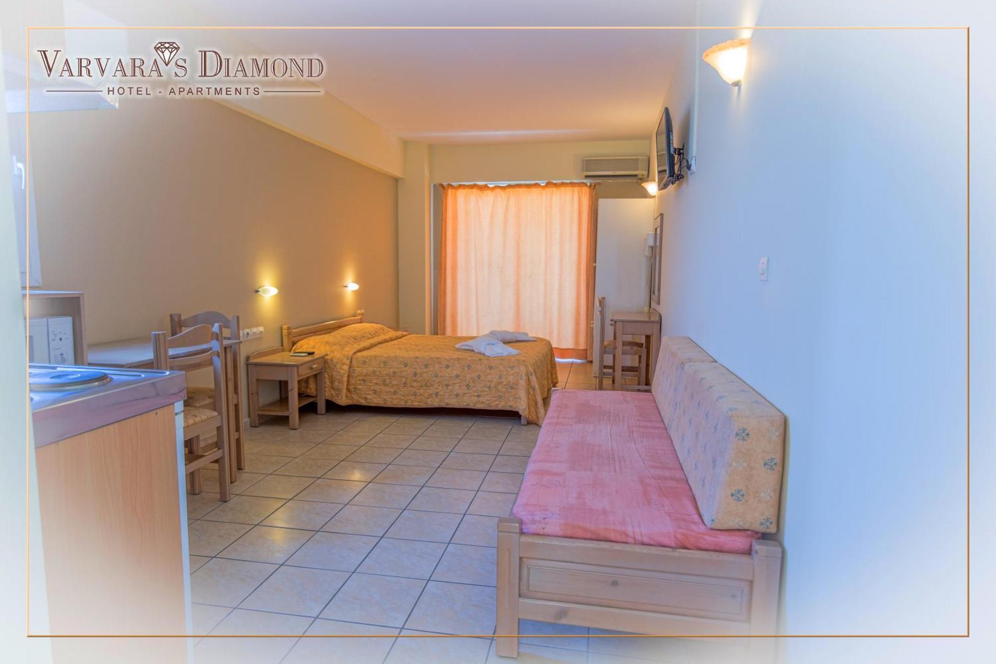 Varvaras Diamond Hotel พลาตาเนส ห้อง รูปภาพ
